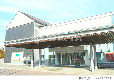 愛知県犬山市、犬山市役所の風景 愛知県犬山市、犬山市役所の風景 127315364