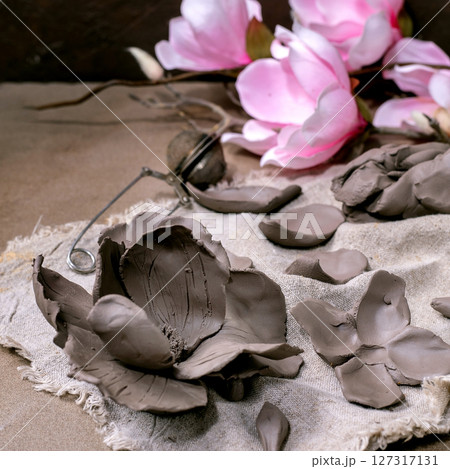 Creating a Clay Flower 127317131