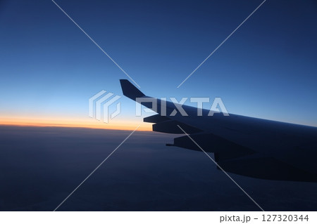 機内からの景色 127320344