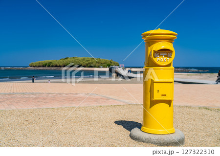 《宮崎県》青島・幸せの黄色いポスト 《宮崎県》青島・幸せの黄色いポスト 127322310