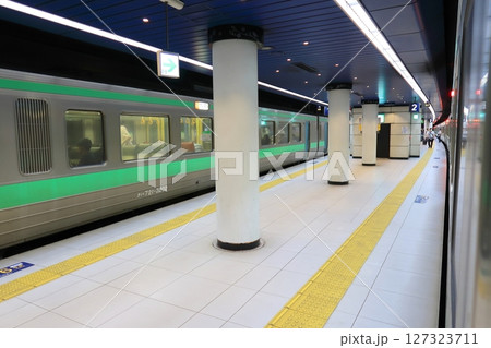 北海道、新千歳空港の風景 127323711