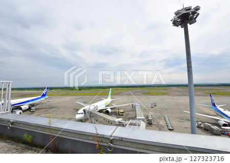北海道、新千歳空港の風景 127323716