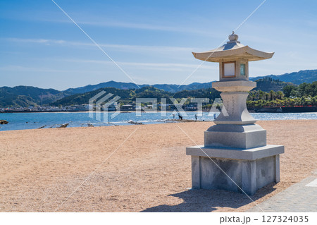 《宮崎県》青島の風景・青島神社の灯籠 《宮崎県》青島の風景・青島神社の灯籠 127324035