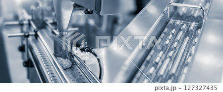 Tablet, Capsule counting machine conveyor in production line of pharmaceutical industry. 127327435