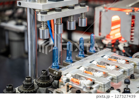 Automatic PET Plastic Bottle Blow Moulding Machine. 127327439