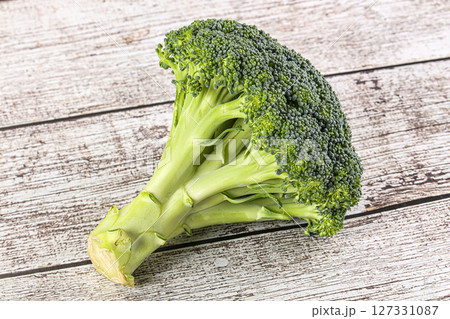 Raw green fresh broccoli cabbage 127331087