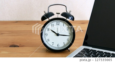 ビジネスイメージ　バナー素材　時間管理　時短　効率化　2:1 127335665