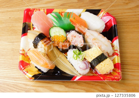 握り寿司弁当 握り寿司弁当 127335806