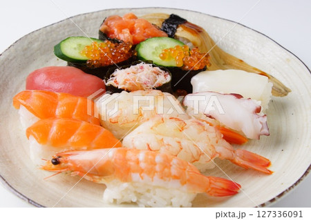 美味しい握り寿司 127336091