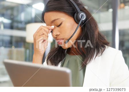 Headache, anxiety and call center woman on laptop with telemarketing stress, fail or mental health problem. Depression, burnout or tired tech financial advisor or consultant frustrated, angry or sad Headache, anxiety and call center woman on laptop with telemarketing stress, fail or mental health problem. Depression, burnout or tired tech financial advisor or consultant frustrated, angry or sad 127339073