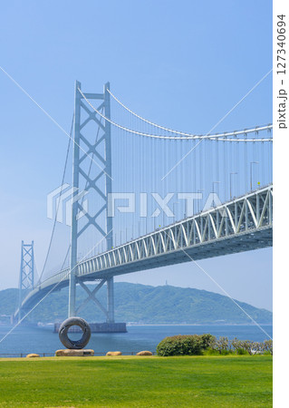 晴天の明石海峡大橋　夢レンズ 127340694