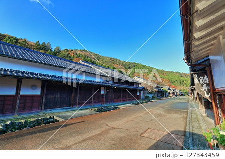 【福井県】快晴の若狭街道の宿場町「熊川宿」 【福井県】快晴の若狭街道の宿場町「熊川宿」 127343459