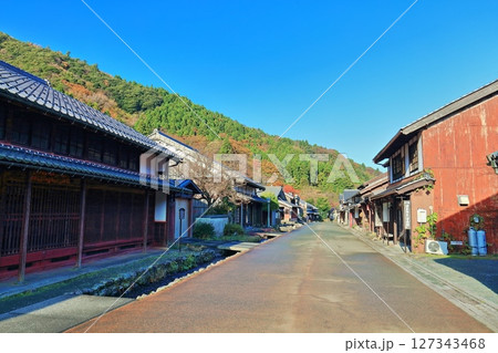 【福井県】快晴の若狭街道の宿場町「熊川宿」 127343468