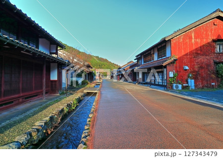 【福井県】快晴の若狭街道の宿場町「熊川宿」 【福井県】快晴の若狭街道の宿場町「熊川宿」 127343479