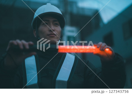 冬の警備員バイト 127343756