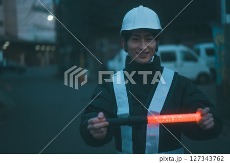 冬の警備員バイト 冬の警備員バイト 127343762