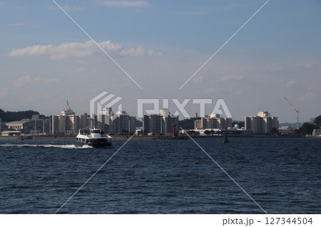 東京湾 127344504