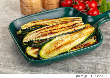 Grilled young zucchini for snack 127345192