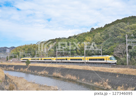 【近鉄特急 伊勢志摩ライナー (23000系)】 127346095