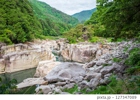 『寝覚の床』木曽路の景勝地 127347089