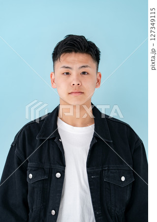 若い男性 ポートレート 若い男性 ポートレート 127349115