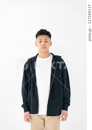 若い男性 ポートレート カジュアル 若い男性 ポートレート カジュアル 127349117