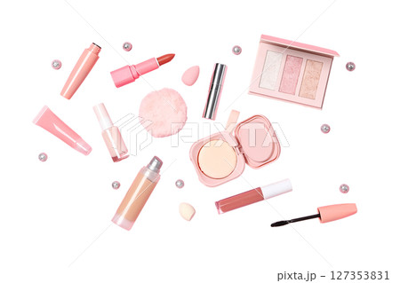 Beauty products neatly arranged, isolated on white background 127353831