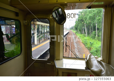 JR北海道、石勝線の南千歳駅から追分駅までの風景(2023年夏) JR北海道、石勝線の南千歳駅から追分駅までの風景(2023年夏) 127355063
