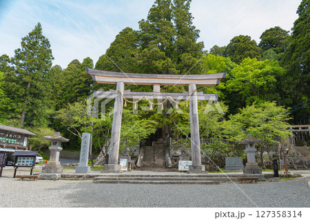 長野 戸隠神社 中社の門前風景 127358314