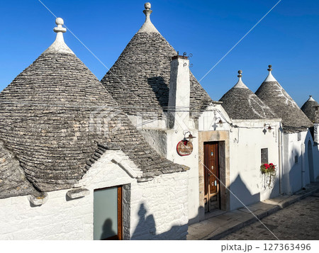 南イタリアの世界遺産　アルベロベッロ 127363496