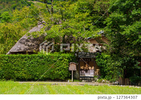京都嵯峨野の落柿舎 京都嵯峨野の落柿舎 127364307