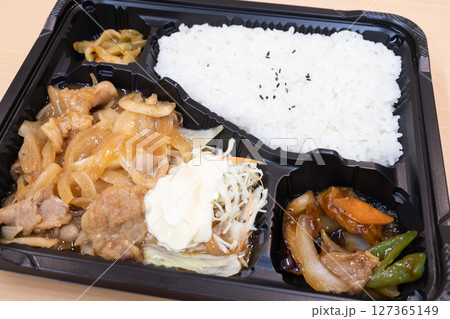 美味しいしょうが焼き中華弁当 美味しいしょうが焼き中華弁当 127365149