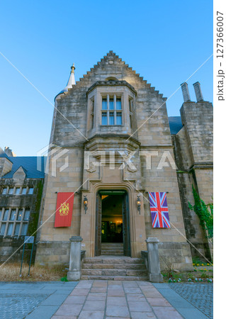 西洋のお城正面風景　ロックハート城 127366007