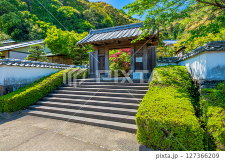 大分県　佐伯の町並み 127366209