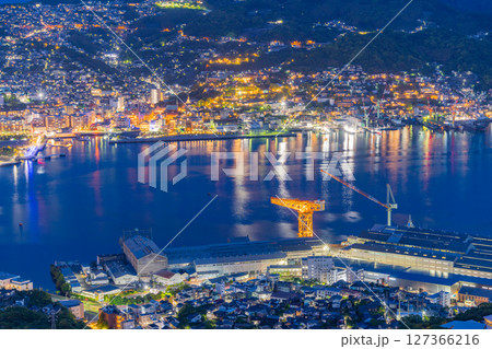（長崎県）稲佐山の夜景・日本三大夜景 127366216