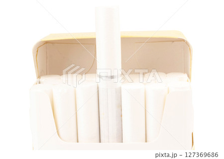 cigarette box on white background product 127369686