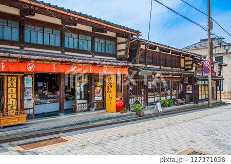 富山県 南砺市 井波の町並み 富山県 南砺市 井波の町並み 127371038