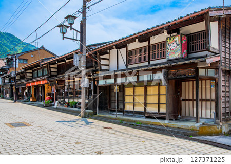 富山県 南砺市 井波の町並み 富山県 南砺市 井波の町並み 127371225