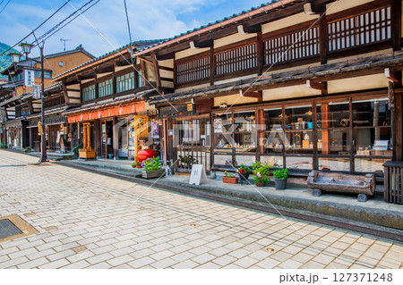 富山県 南砺市 井波の町並み 富山県 南砺市 井波の町並み 127371248