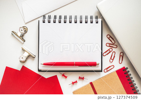 Blank notepad page for congratulatory inscriptions. Day light 127374509