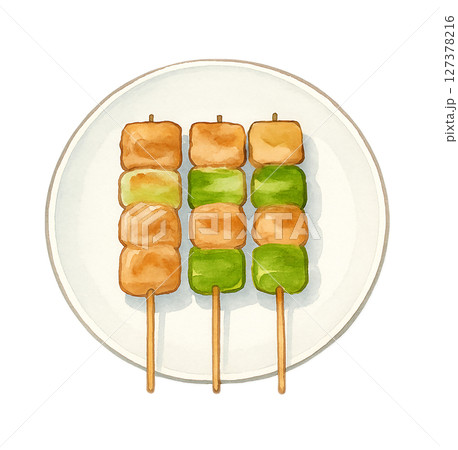 お皿に盛り付けた焼き鳥 127378216