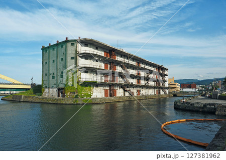 小樽　北運河の旧北海製罐倉庫(株)第3倉庫 127381962
