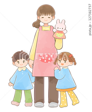 女性の保育士と園児の子ども達 127382737