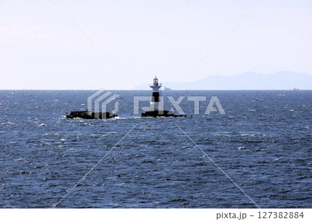 東京湾フェリーからの風景 東京湾(久里浜付近) 東京湾フェリーからの風景 東京湾(久里浜付近) 127382884