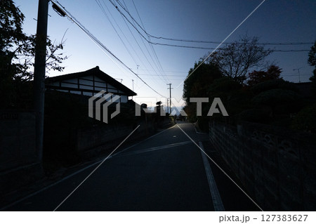 歴史的な古道「塩の道」とその周辺 歴史的な古道「塩の道」とその周辺 127383627