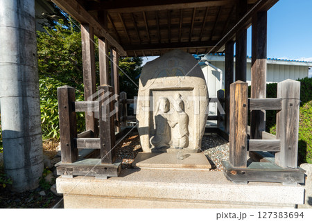 歴史的な古道「塩の道」とその周辺 歴史的な古道「塩の道」とその周辺 127383694