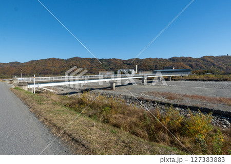 歴史的な古道「塩の道」とその周辺 歴史的な古道「塩の道」とその周辺 127383883
