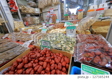 韓国 ソウル 京東市場 （キョンドンシジャン） 127385244