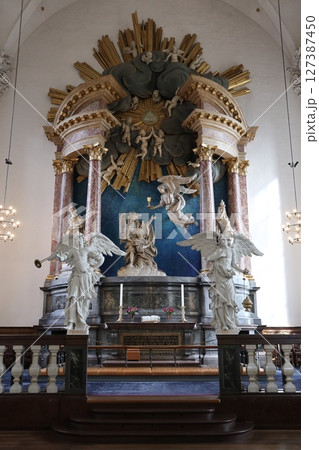 コペンハーゲン・救世主教会 127387450