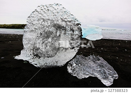 アイスランド、ダイアモンドビーチ 127388323